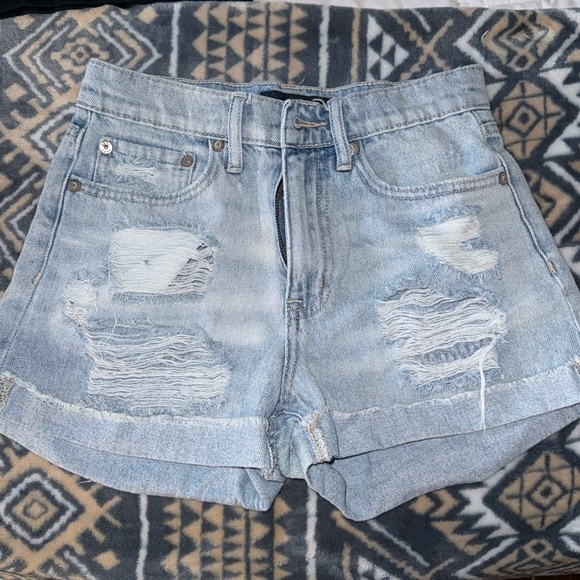 Aero, mom shorts - Picture 1 of 2
